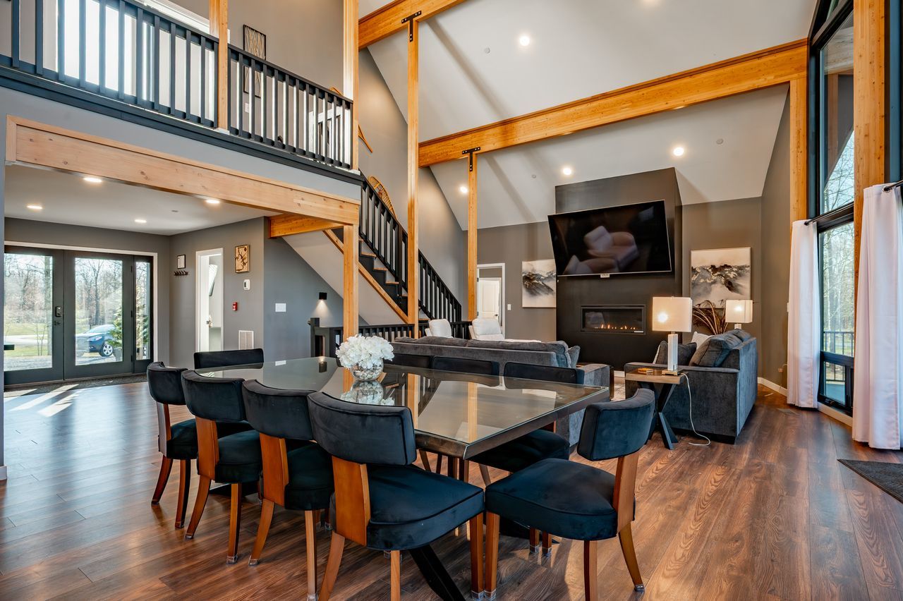 Gallatin — timber-frame great room and dining