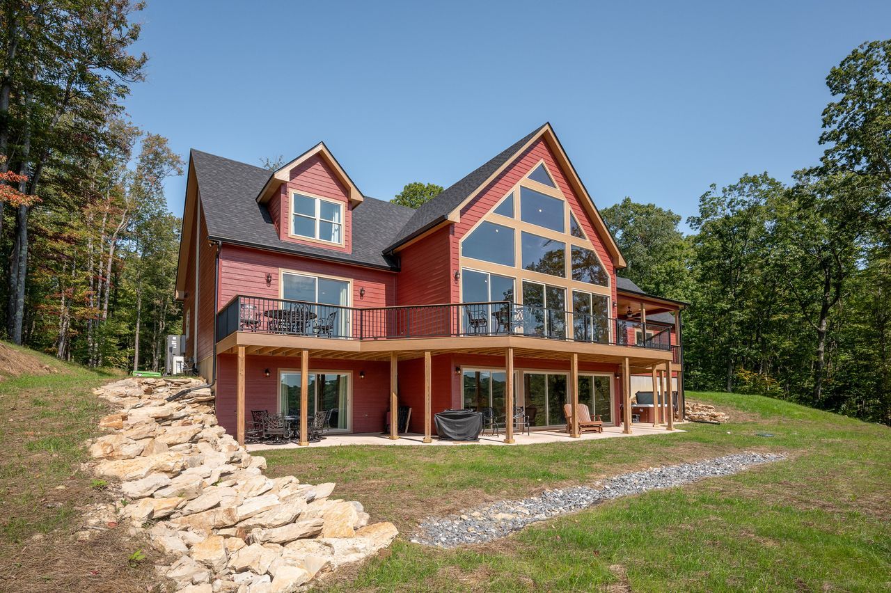 Ligonier — front elevation and stone landscaping