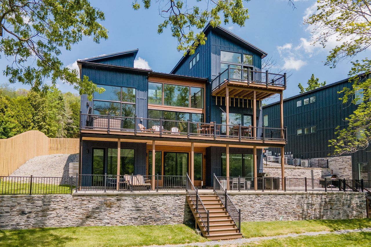 Water's Edge — lake-side elevation